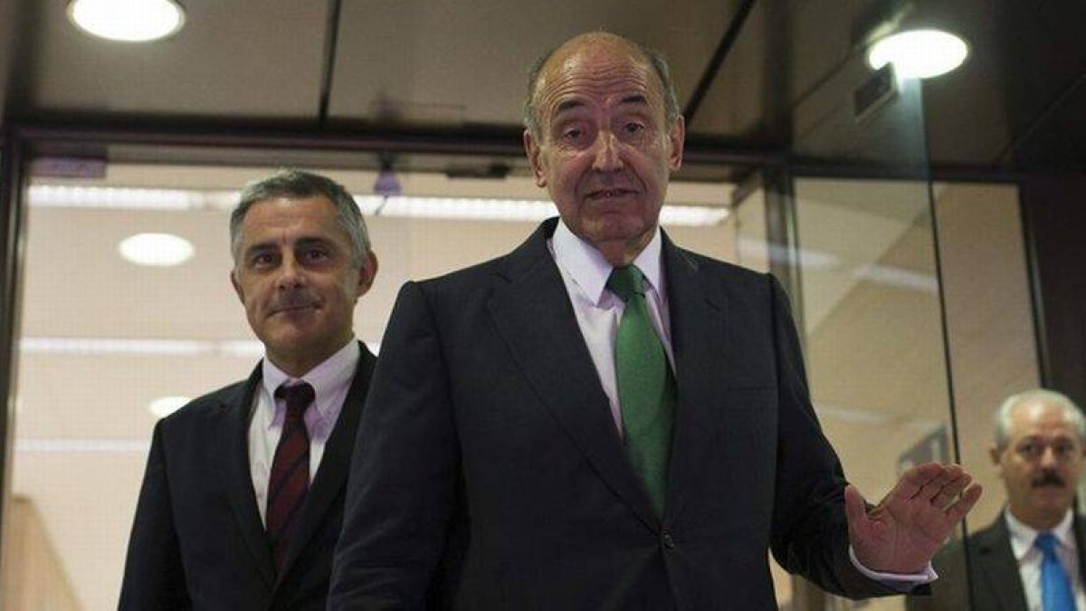Los abogados de la infanta, Jesús Silva y Miquel Roca.-Foto: EFE / ALEJANDRO GARCÍA