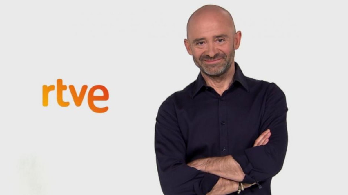 Antonio Lobato, en una imagen colgada en las redes en la que se confirma su fichaje por TVE.-
