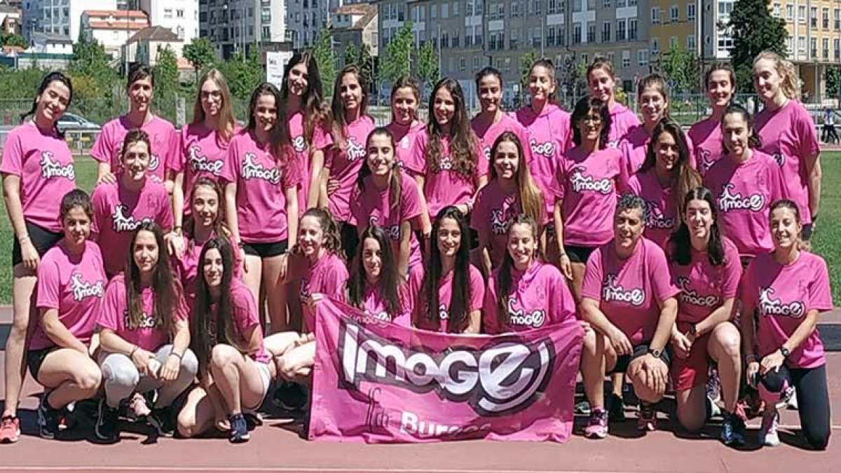 Foto de familia del combinado femenino del Image FDR que se cita mañana en las pistas del Turia-ECB