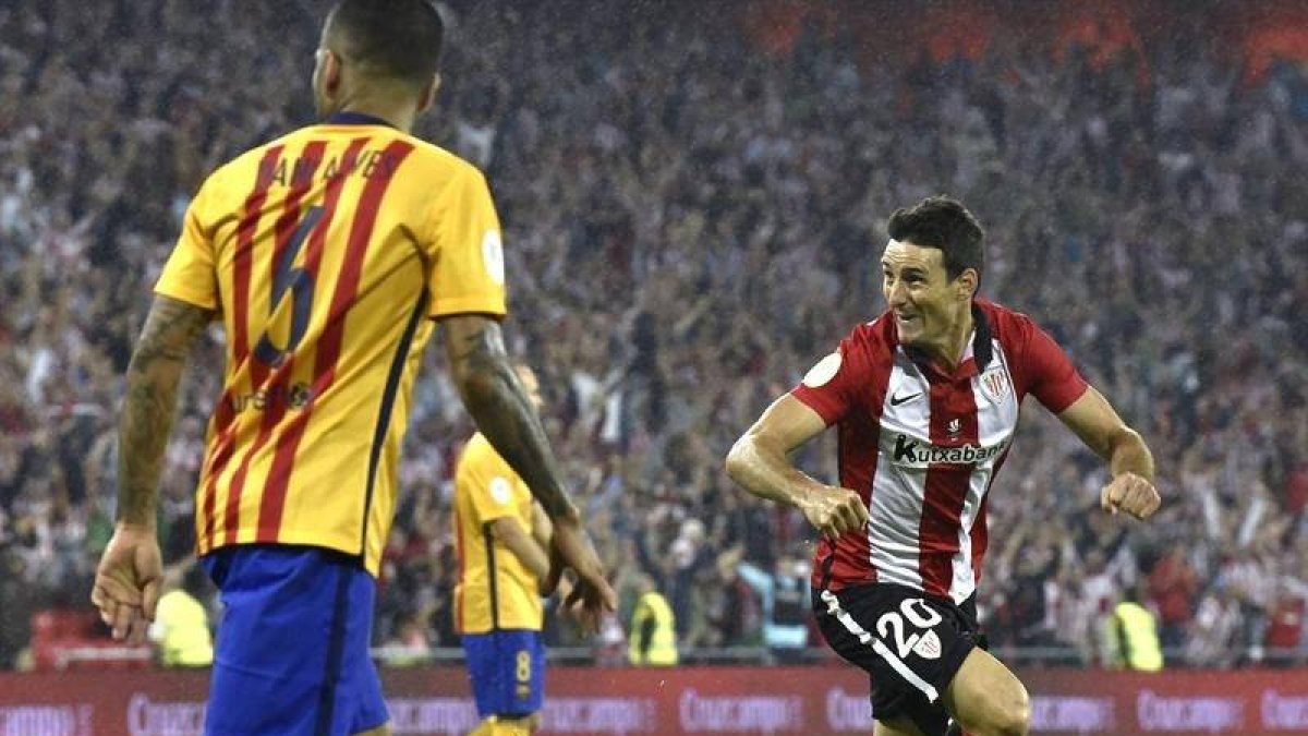 Aduriz, el gran protagonista del partido.-EFE