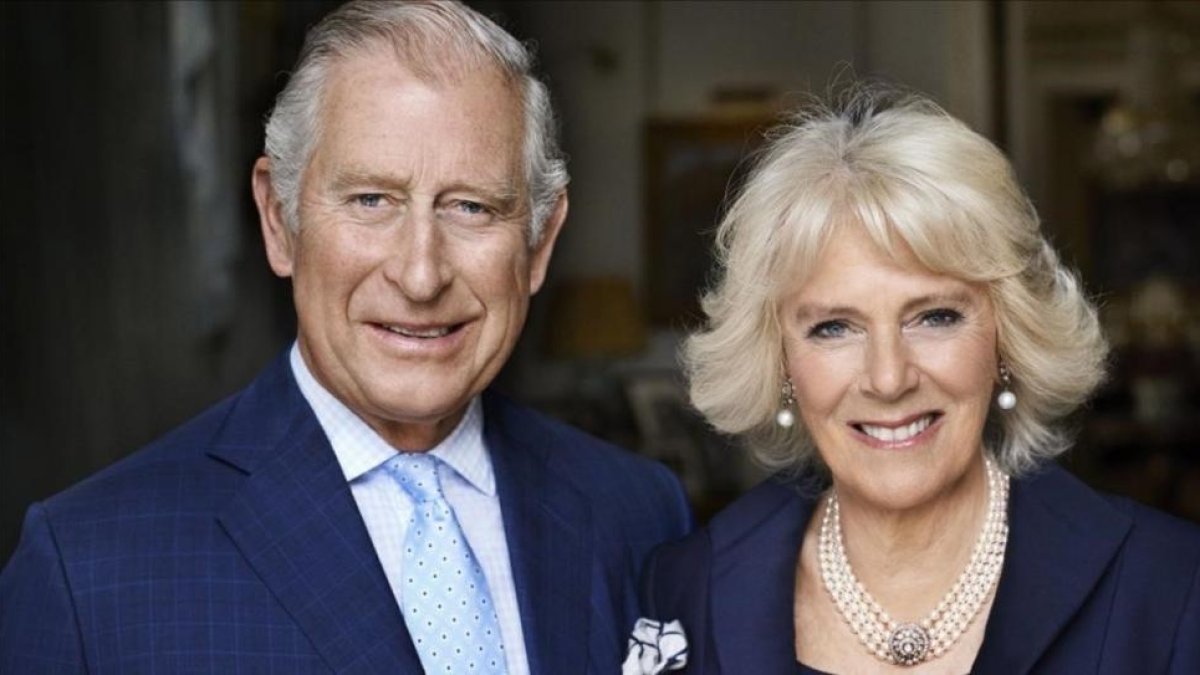 -MARIO TESTINO CLARENCE House