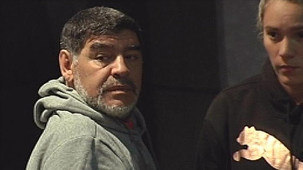 Maradona y su pareja en Madrid-EFE