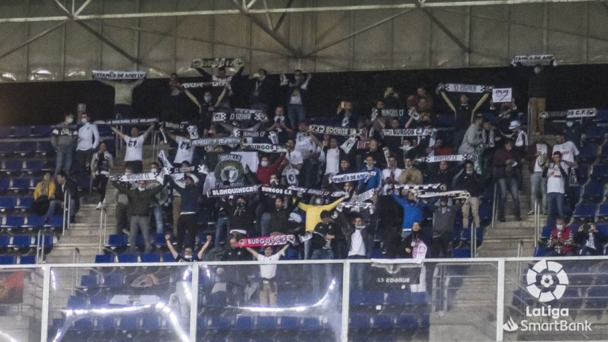 Imagen de la afición burgalesa en un desplazamiento. LALIGA