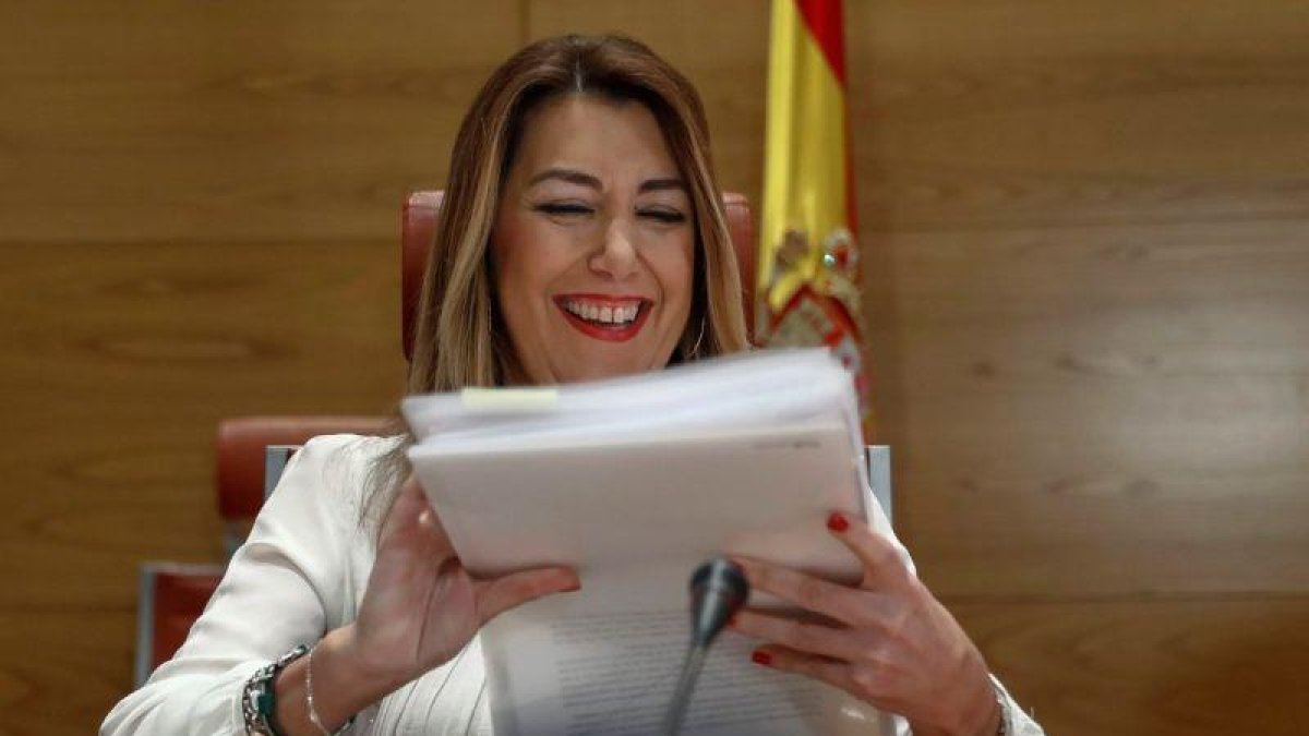 La presidenta de la Junta de Andalucía, Susana Díaz, durante la comparecencia en la comisión de investigación del Senado.-EFE / EMILIO NARANJO