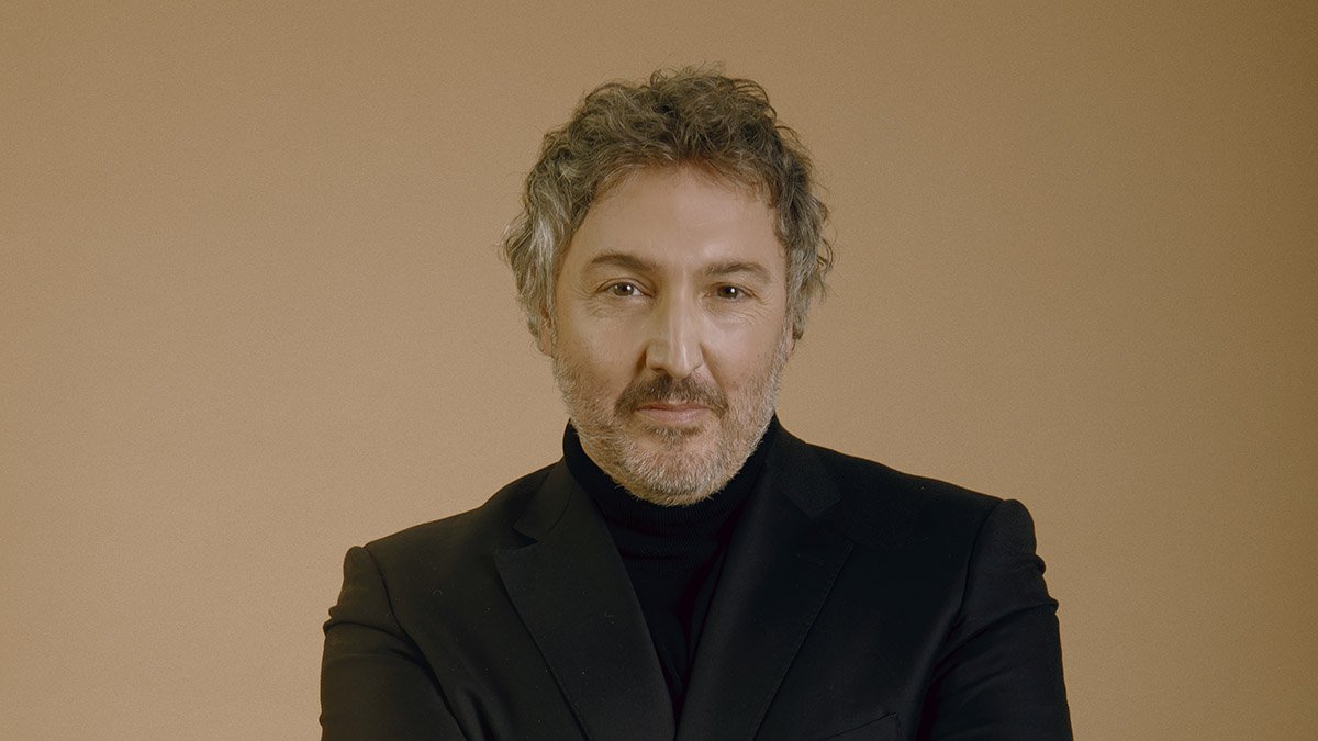 El escritor Carlos Zanón. FELIPE HUERTAS