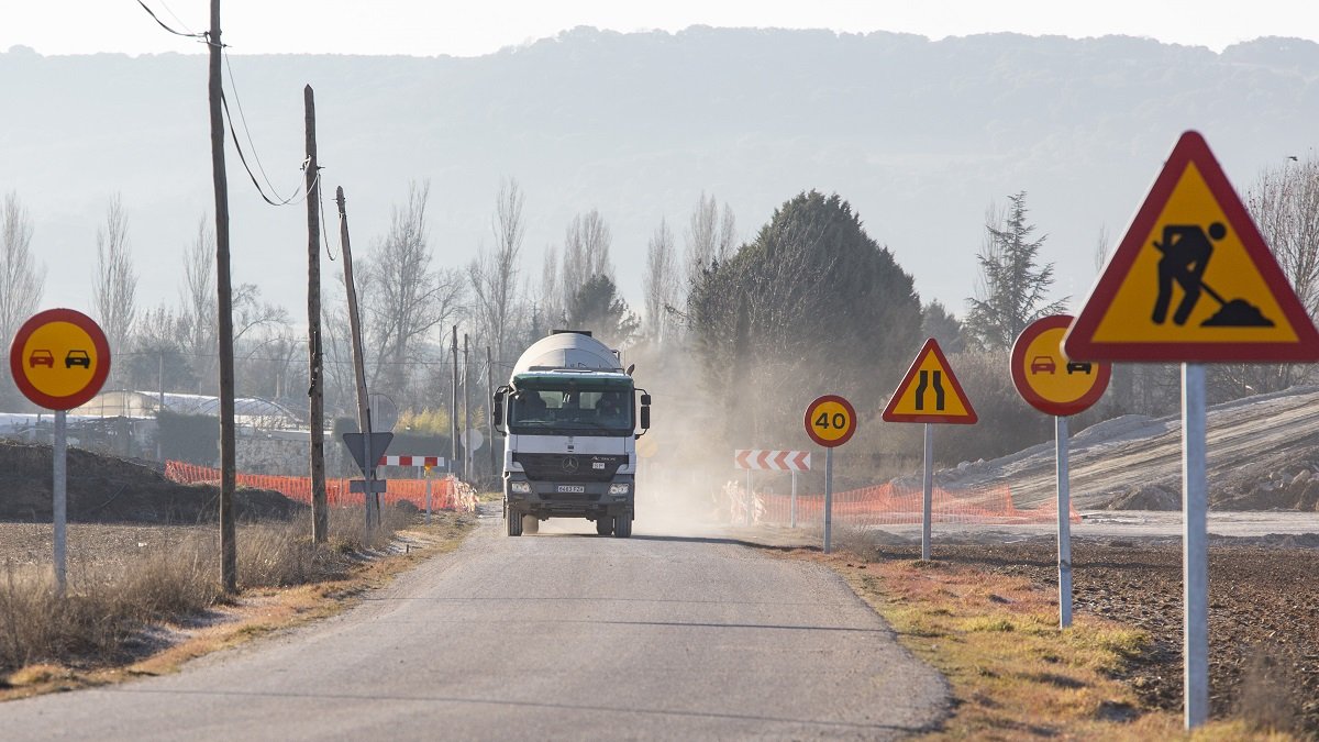 20230216. VALLADOLID. Foto: Joaquín Rivas / Photogenic. Obras de la autovía A11 en la provincia de Valladolid a la altura del término de Villabañez.