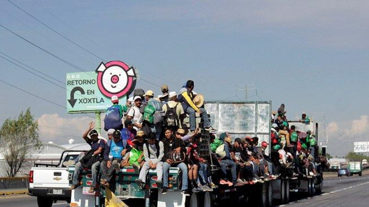 Miles de nicaragüenses formaron caravanas para cruzar México y poder ingresar a Estados Unidos.-EFE