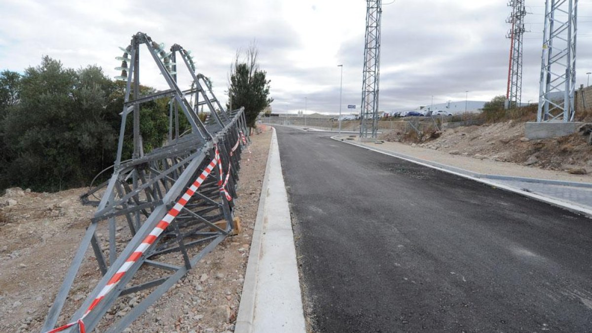 La torre está desmontada como se puede ver en esta imagen.-ISRAEL L. MURILLO