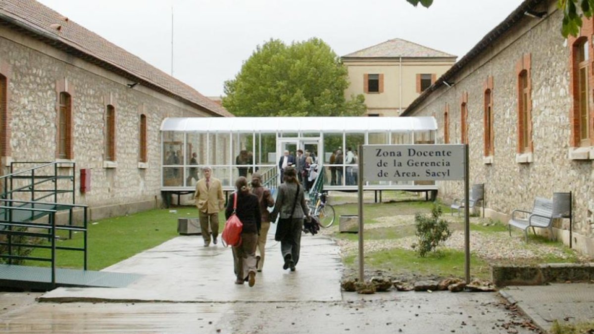 Imagen de las instalaciones docentes en el Hospital Militar.-ISRAEL L. MURILLO
