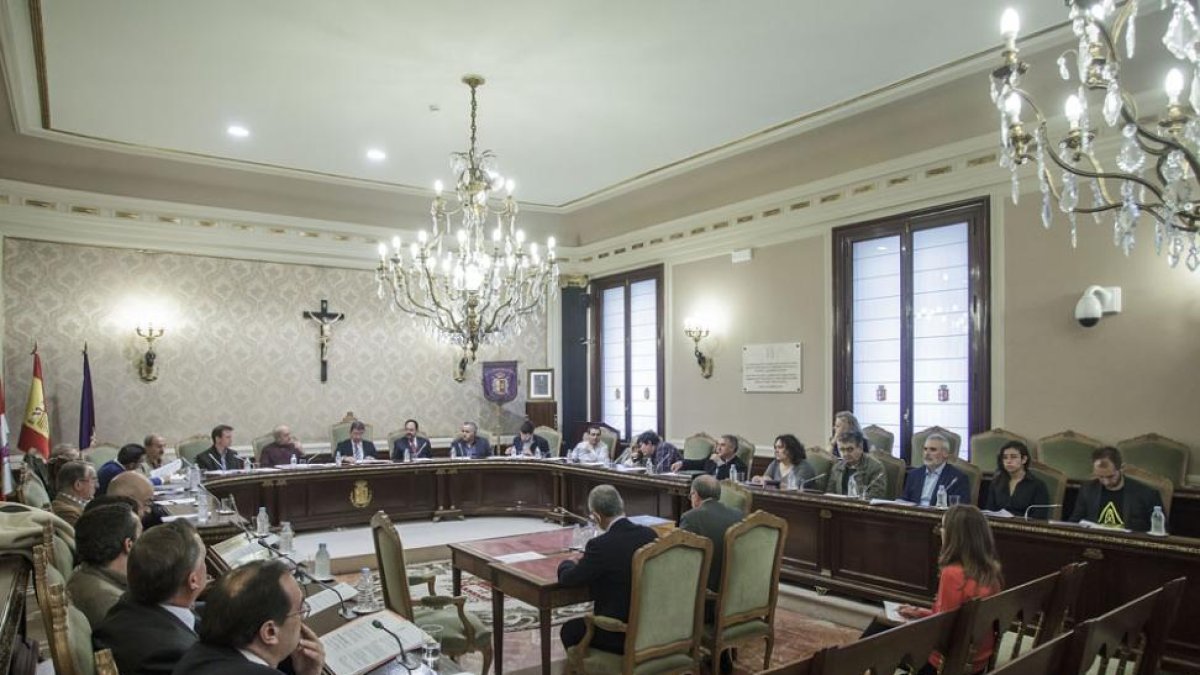 Último Pleno provincial celebrado el viernes.-SANTI OTERO