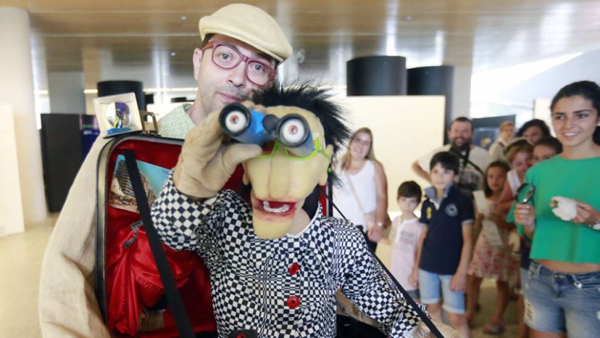 Errabundo Pelele, inseparable de Roberto Alonso, su intérprete.-Raúl Ochoa