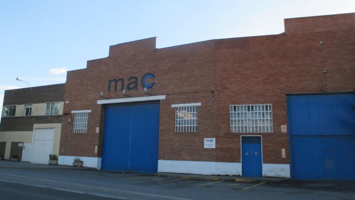 Dotaciones de la empresa mirandesa, la cual necesita capital para mantener la producción.-E. M.