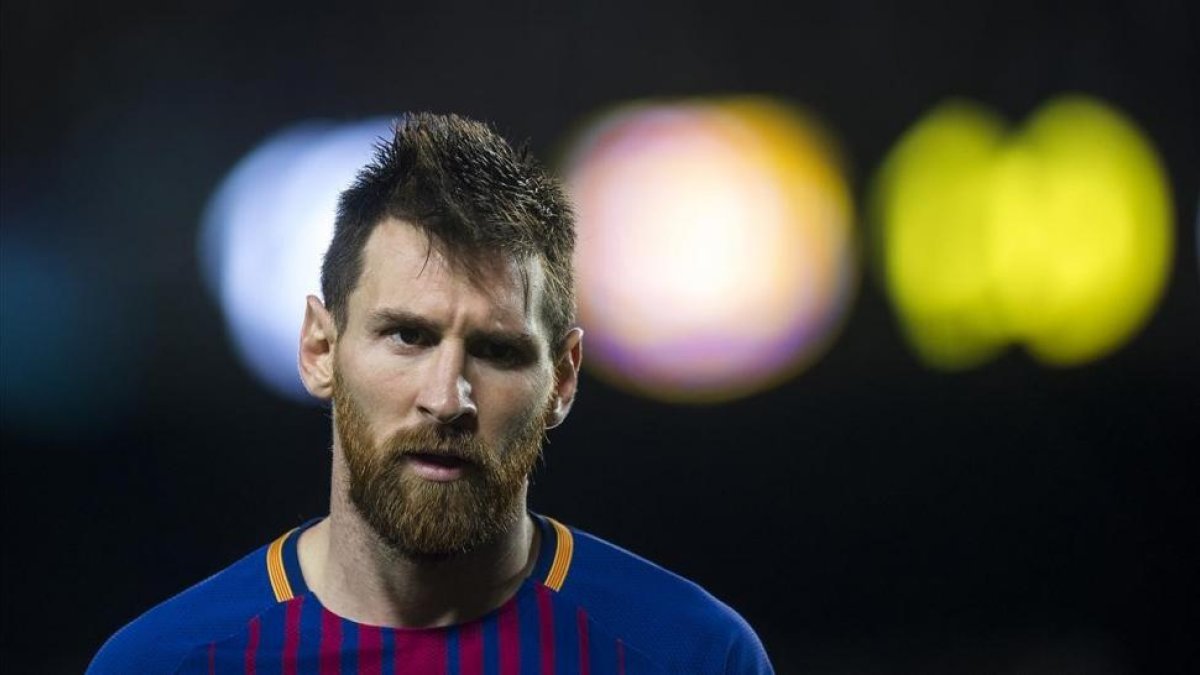 Messi, en un momento del Barça-Olympiacos del Camp Nou.-JORDI COTRINA