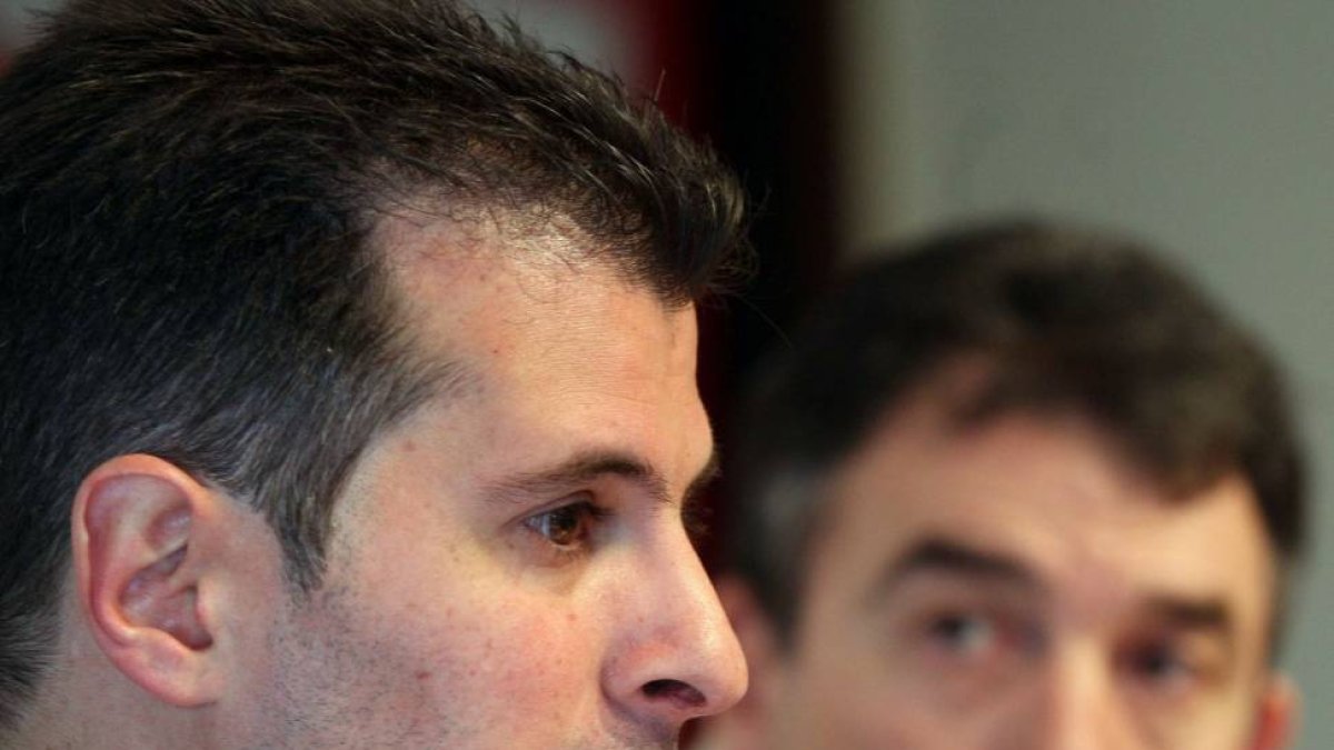 El candidato del PSOE a la Presidencia de la Junta, Luis Tudanca, se reúne con el secretario general de CCOO Castilla y León, Ángel Hernández-Ical