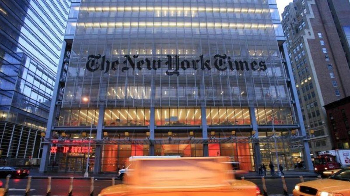 Exterior de la sede del 'New York Times' en Nueva York, en una imagen de archivo.-AP / MARK LENNIHAN