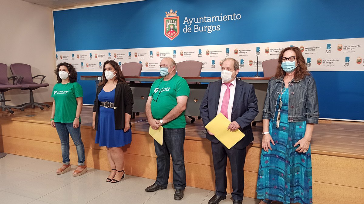 El Ayuntamiento renueva los convenios con Alcer y Elacyl. ECB