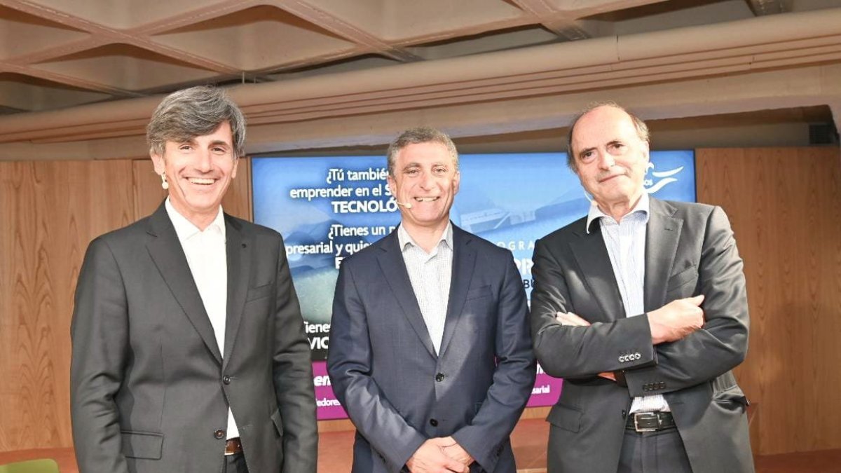 Cuasante, Barbero y Vela momentos antes de la presentación de los datos del Programa Emprendedores. ECB