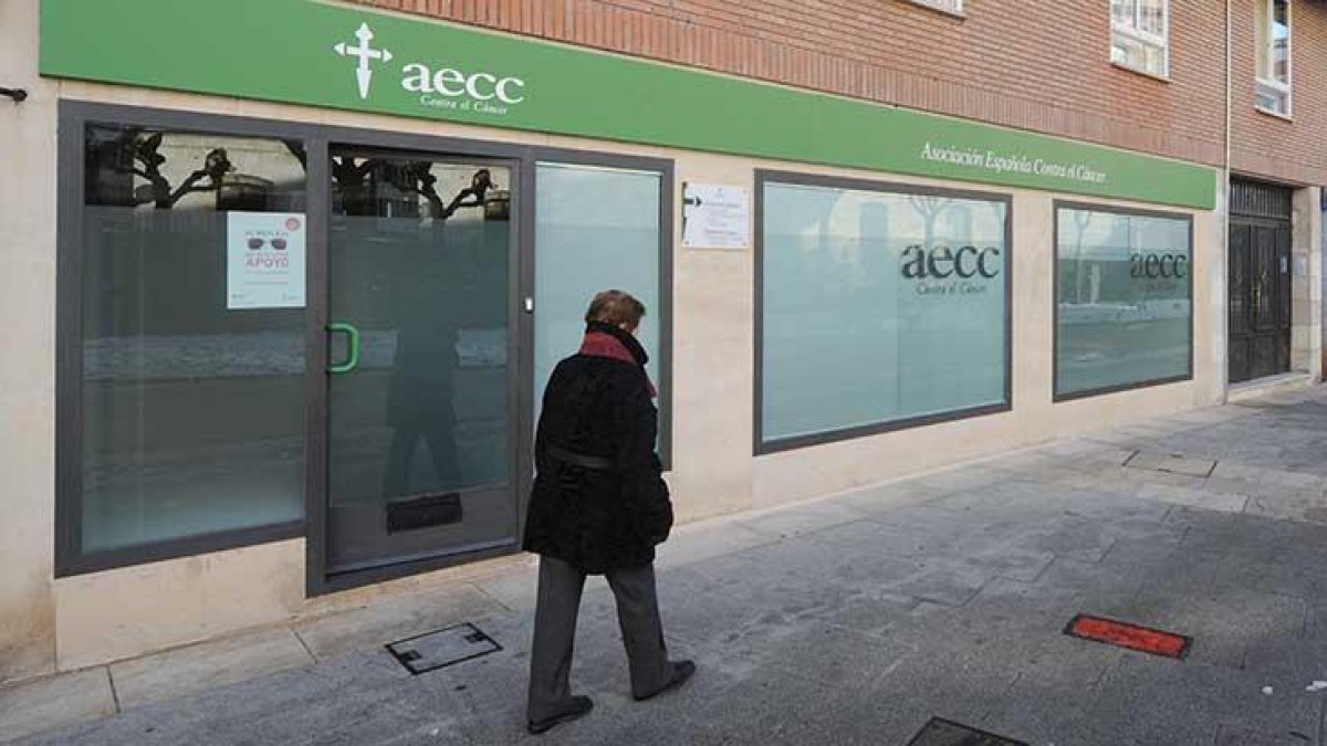 La nueva sede estaba llena al estrenarse en 2015 y sin trasladar los talleres ocupacionales que hoy son itinerantes.-ISRAEL L. MURILLO