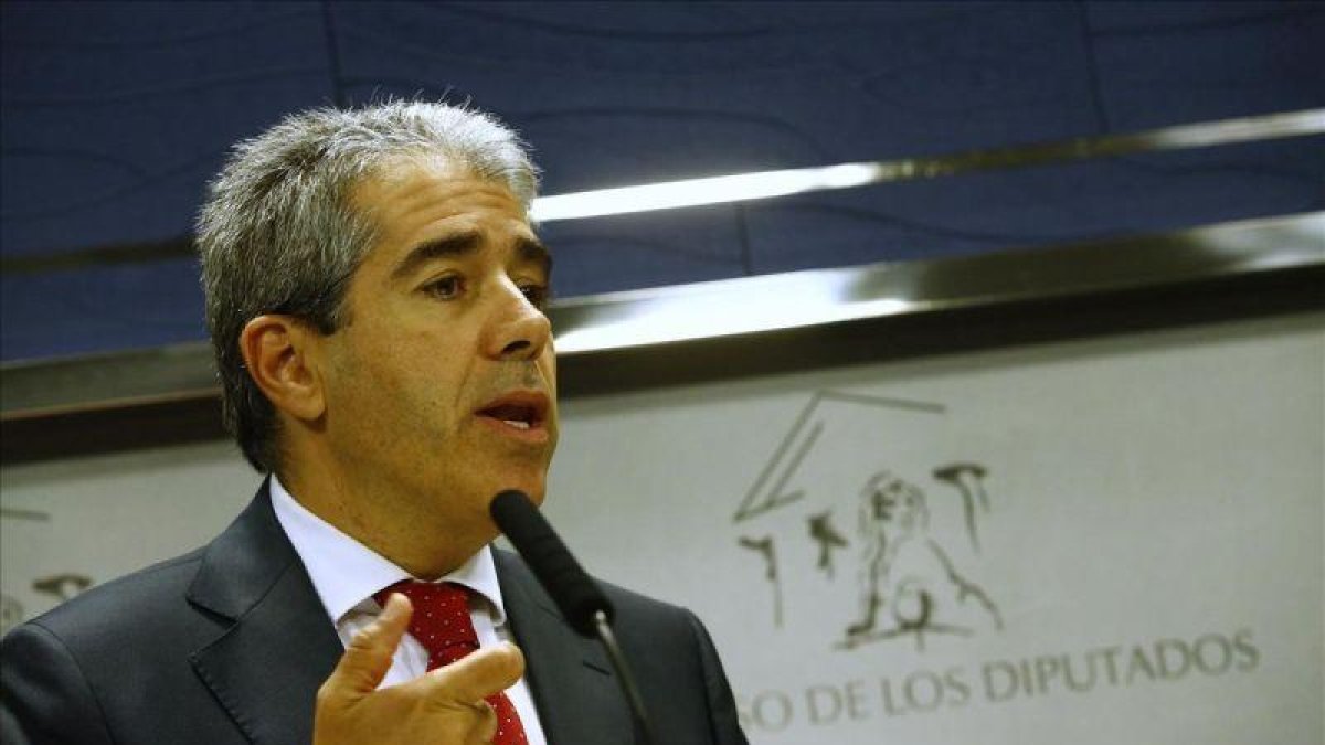 El portavoz convergente en el Congreso, Francesc Homs, en una reciente rueda de prensa-AGUSTIN CATALAN