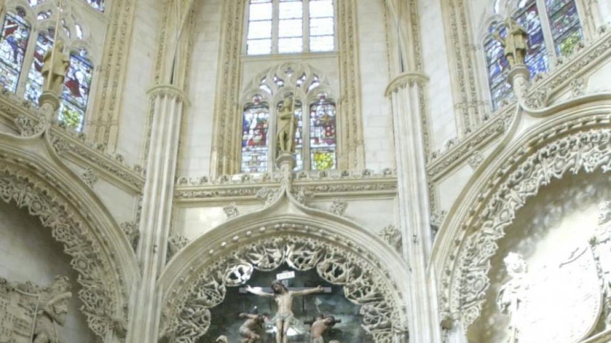 Detalle de la capilla de los Condestables.-