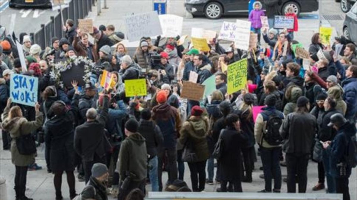 Manifestación en el aeropuerto JFK de Nueva York contra el cierre de fronteras.-AFP