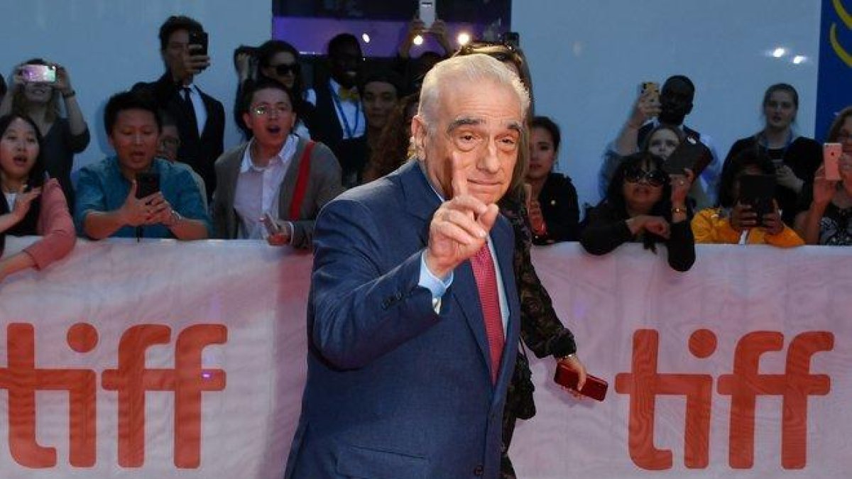 El director explicó que fue incapaz de ver los 23 títulos de la saga de superhéroes de Marvel.-AFP