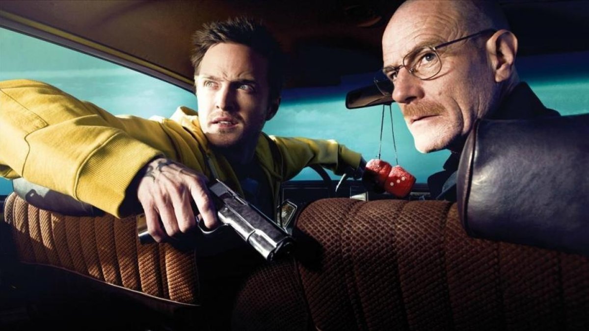 Aaron Paul y Bryan Cranston, en una escena de la serie Breaking bad.-AMC