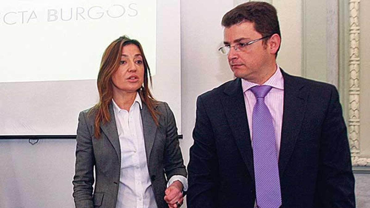 La concejal Carolina Blasco y el gerente del Plan Estratégico, Mario Sanjuán, en una foto de archivo.-RAÚL G. OCHOA