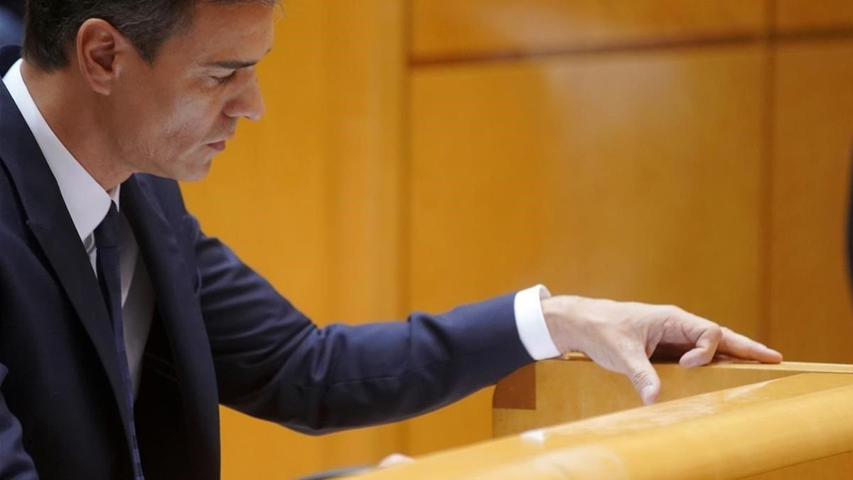 Pedro Sánchez, en el Senado.-JOSÉ LUIS ROCA