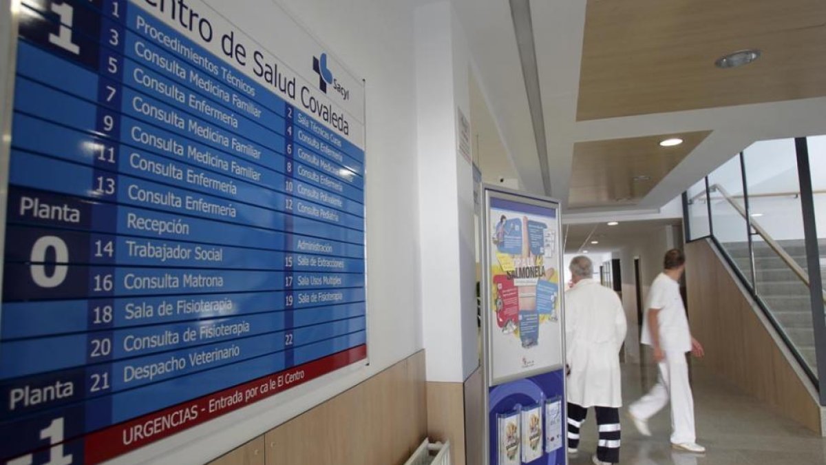 Interior del centro de salud de Covaleda.