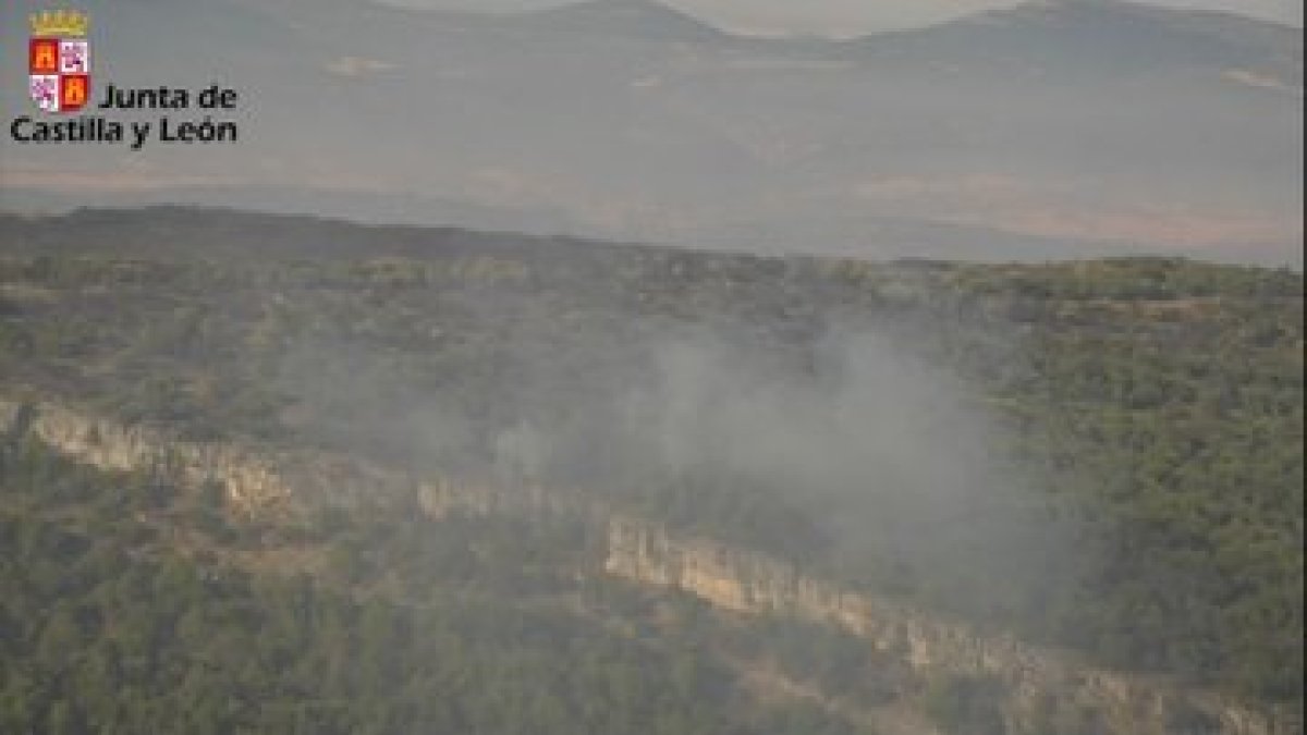 Fotos desde el helicóptero de coordinación #HOTEL en la zona de Quintanilla del Coco.