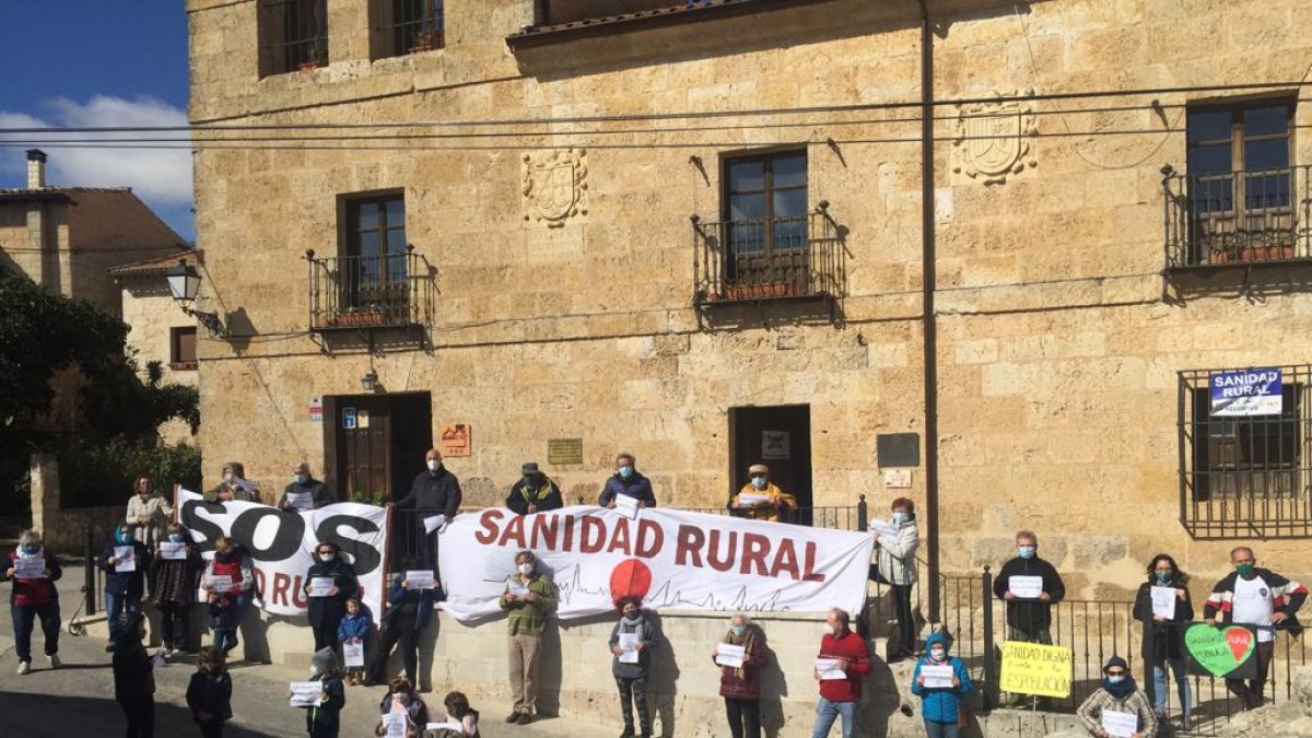 El mundo rural lleva años. exigiendo mejoras en Sanidad. ECB