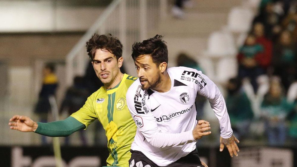 Pisculichi controla un balón.-SANTI OTERO