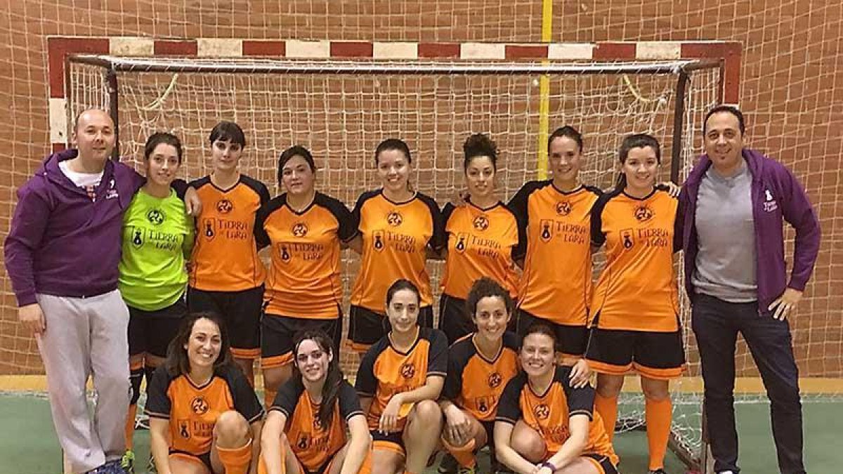 Plantilla del equipo Chigre Astur - Tierra de Lara que milita en el torneo femenino-ECB