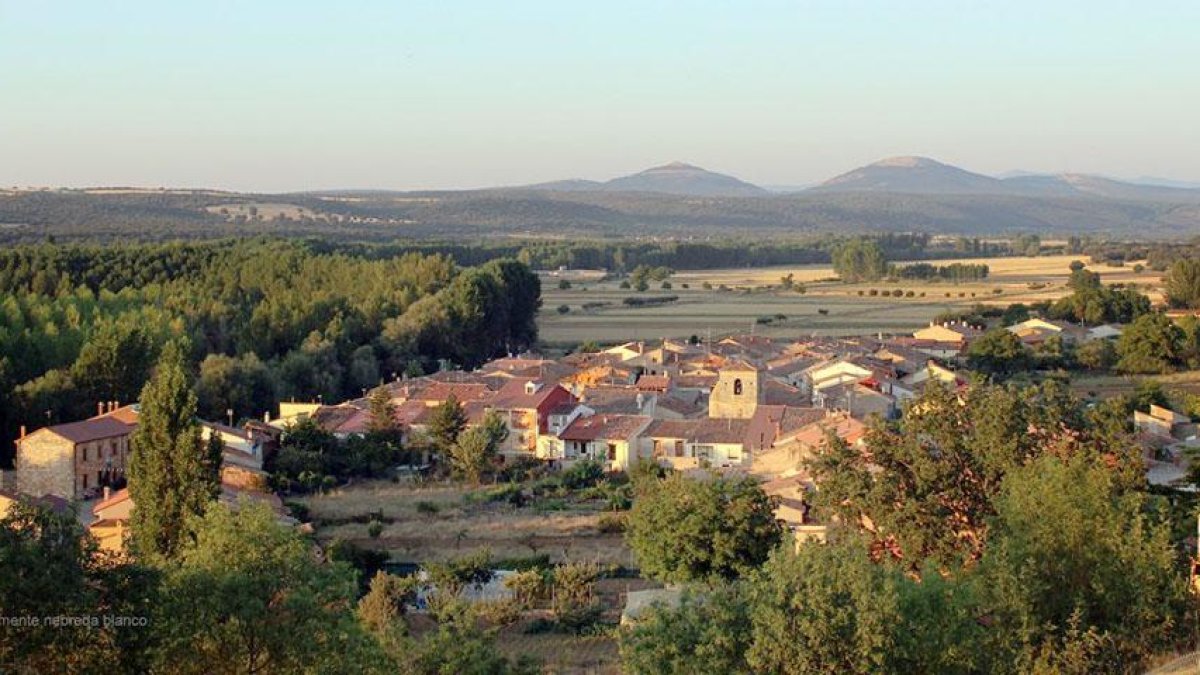 Panorámica del casco urbano de la localidad de Quintanilla del Agua.-CLEMENTE NEBREDA