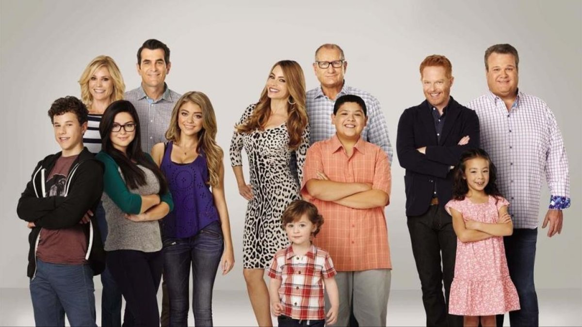 Los actores de la comedia Modern family, en una imagen promocional.-FOX
