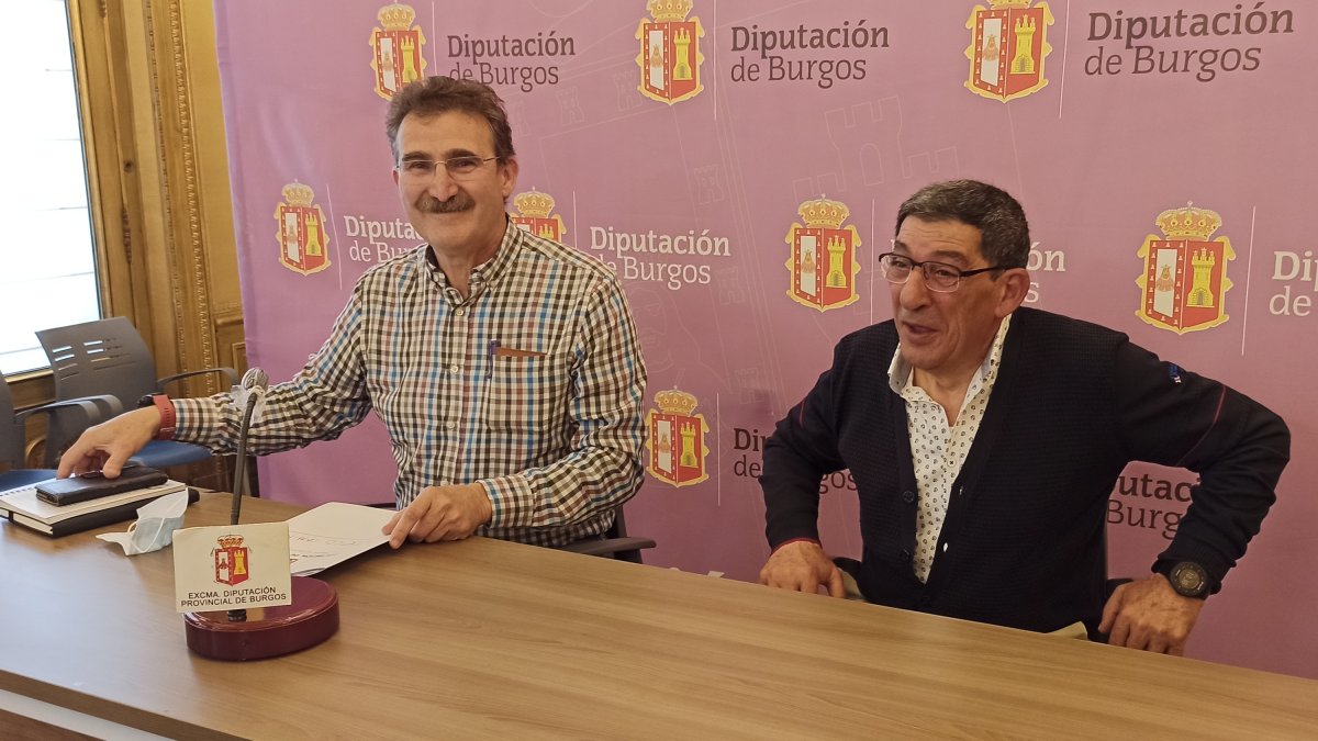 Ignacio Grajal y Jaime Martínez, alcalde de Estépar. ECB