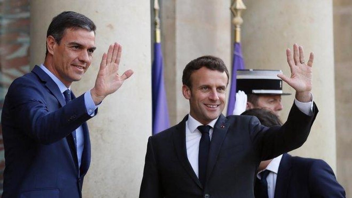 Pedro Sánchez y Emmanuel Macron, en la Moncloa el pasado mayo.-AP / FRANÇOIS MORI