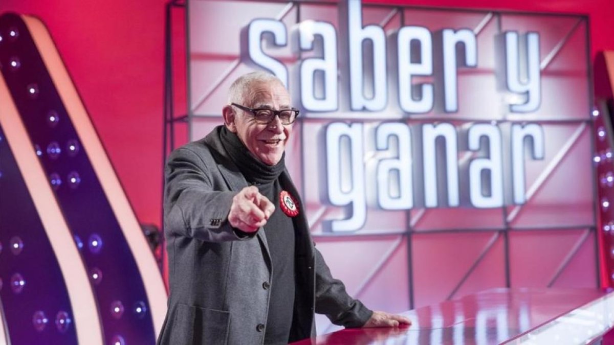 Juanjo Cardenal es la 'voz en off' del concurso 'Saber y ganar' (La 2).-FERRAN NADEU