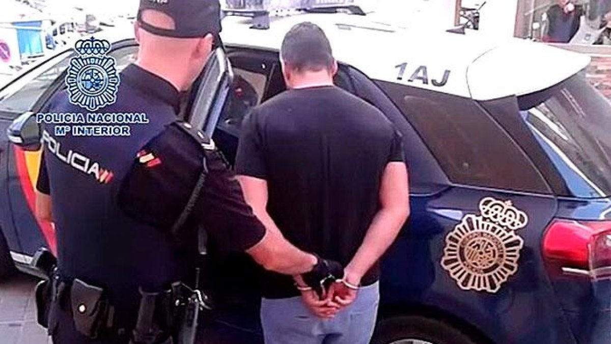 Cuatro detenidos por una agresión con componente de delito de odio. ECB
