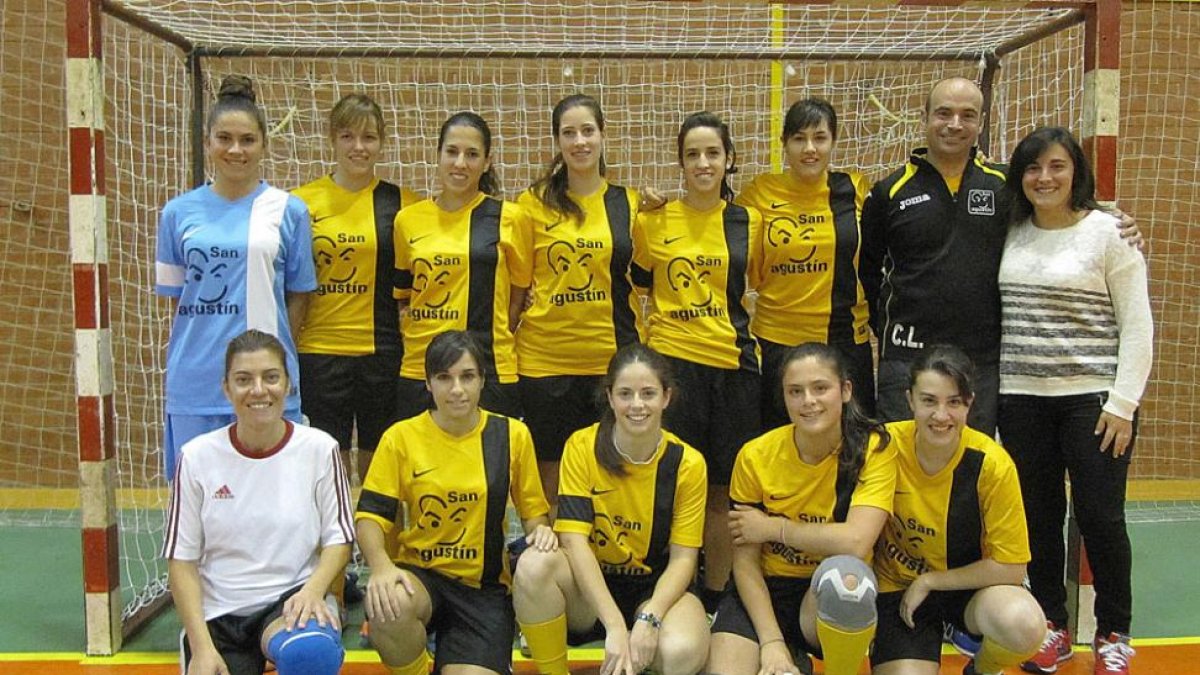El Cafetería San Agustín se proclamó el pasado fin de semana campeón de liga femenino-ECB