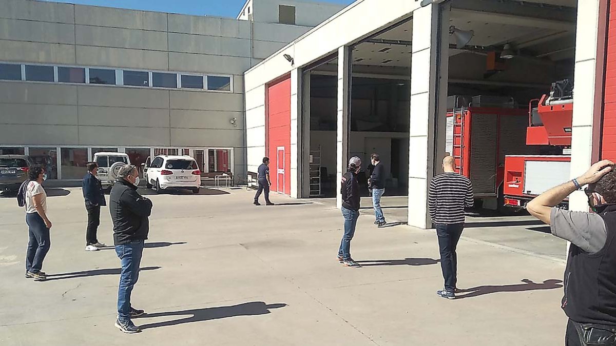 Pese a los resultados positivos, ningún bombero ha tenido síntomas. ECB