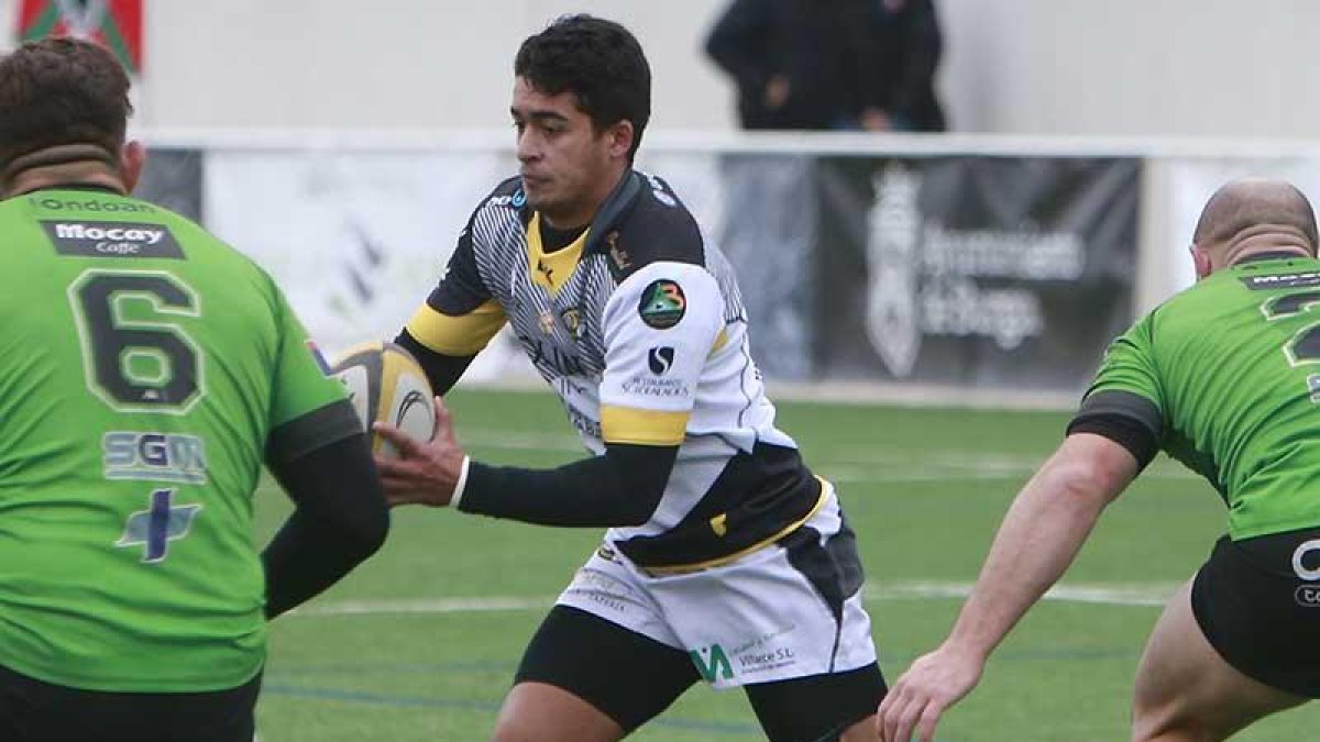 Otger Sirvent inicia una nueva fase ofensiva del UBU Colina Clinic.-RAÚL OCHOA