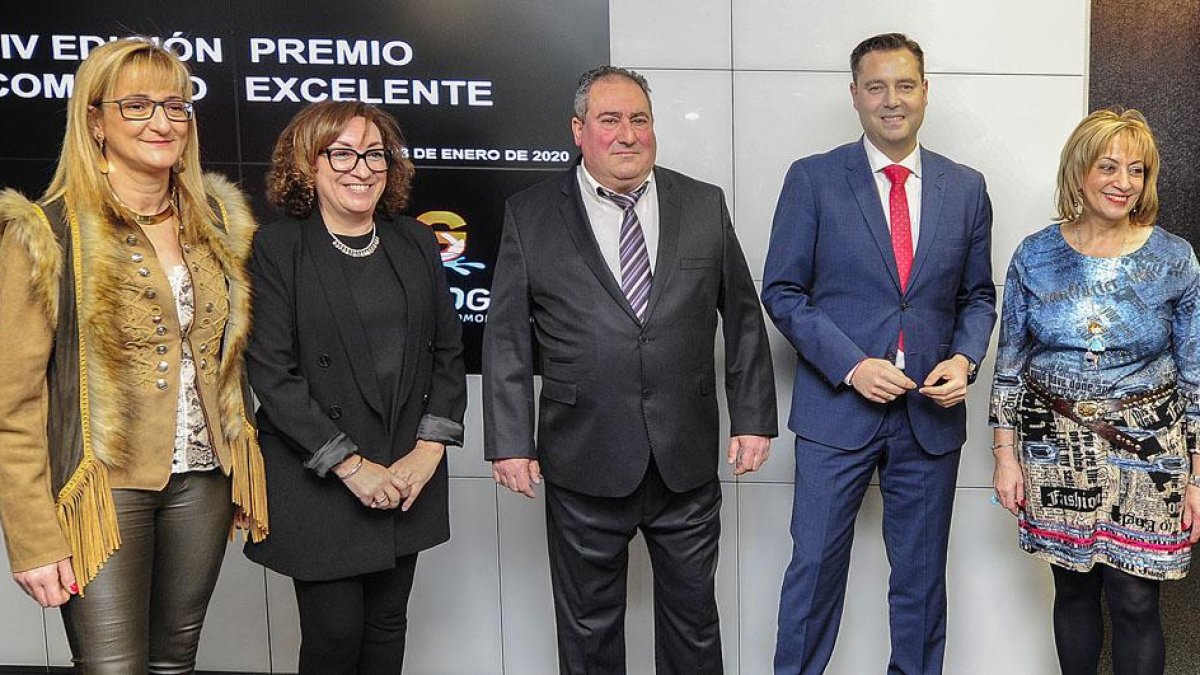Gimnasio Grandmontagne exige más aparcamiento a su alrededor.-ISRAEL L. MURILLO