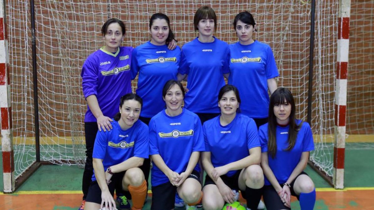 Imagen de la plantilla del Autoescuela Norte, equipo que la pasada jornada perdió por 0-6 ante el Teyco Informática.-RAÚL G. OCHOA