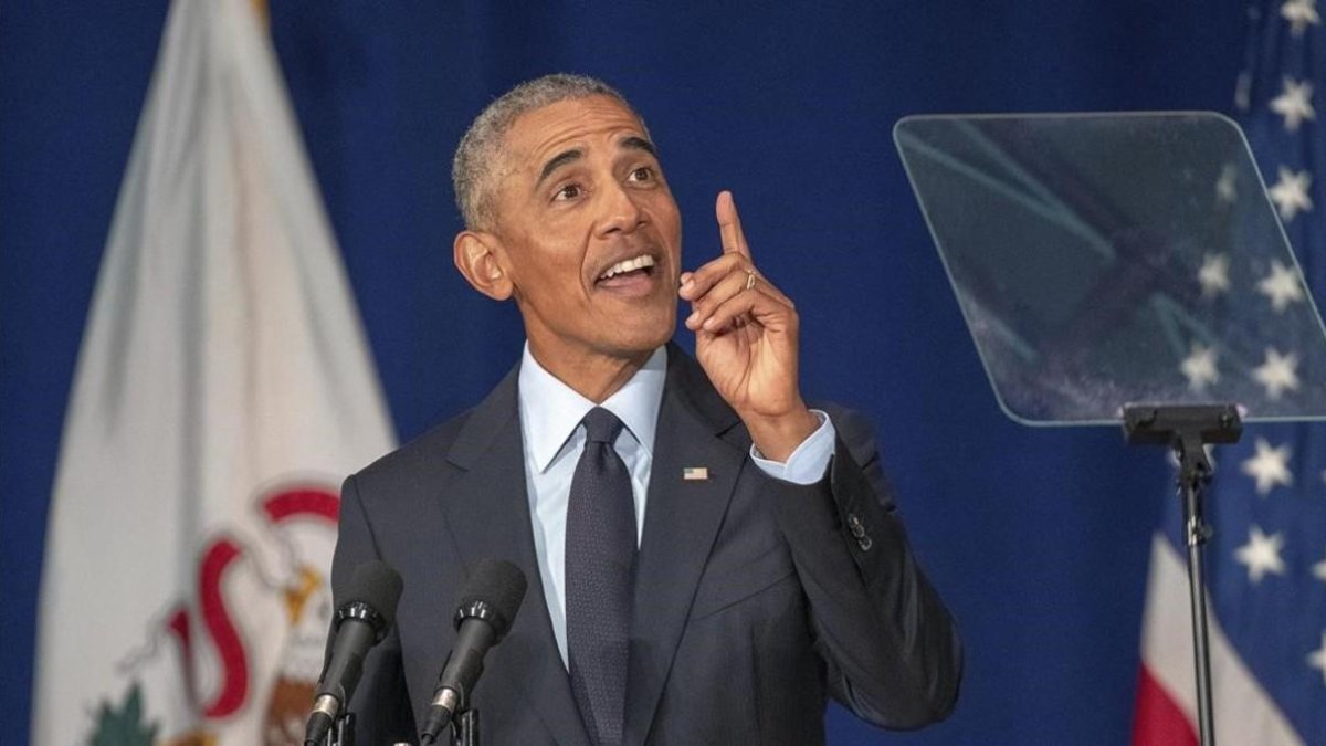 Obama, el viernes en la Universidad de Ilinois.-AP / STEPHEN HAAS