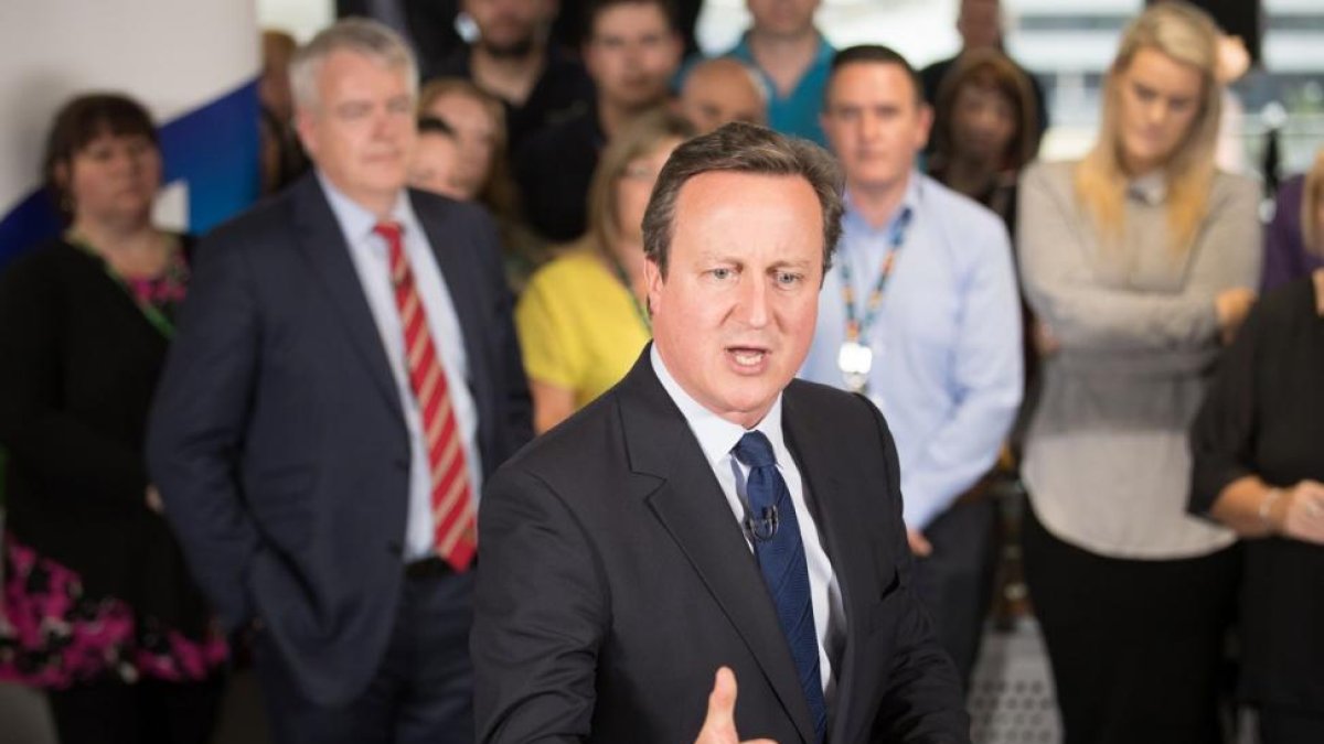 Cameron, este miércoles, en Cardiff.-AFP / MATT CARDY
