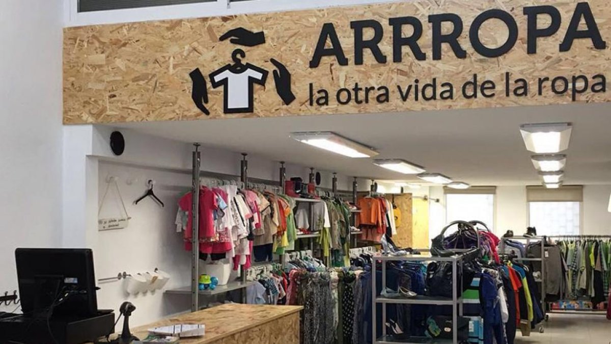 La tienda de Miranda -en la imagen- estrenaba ayer ubicación.-ECB