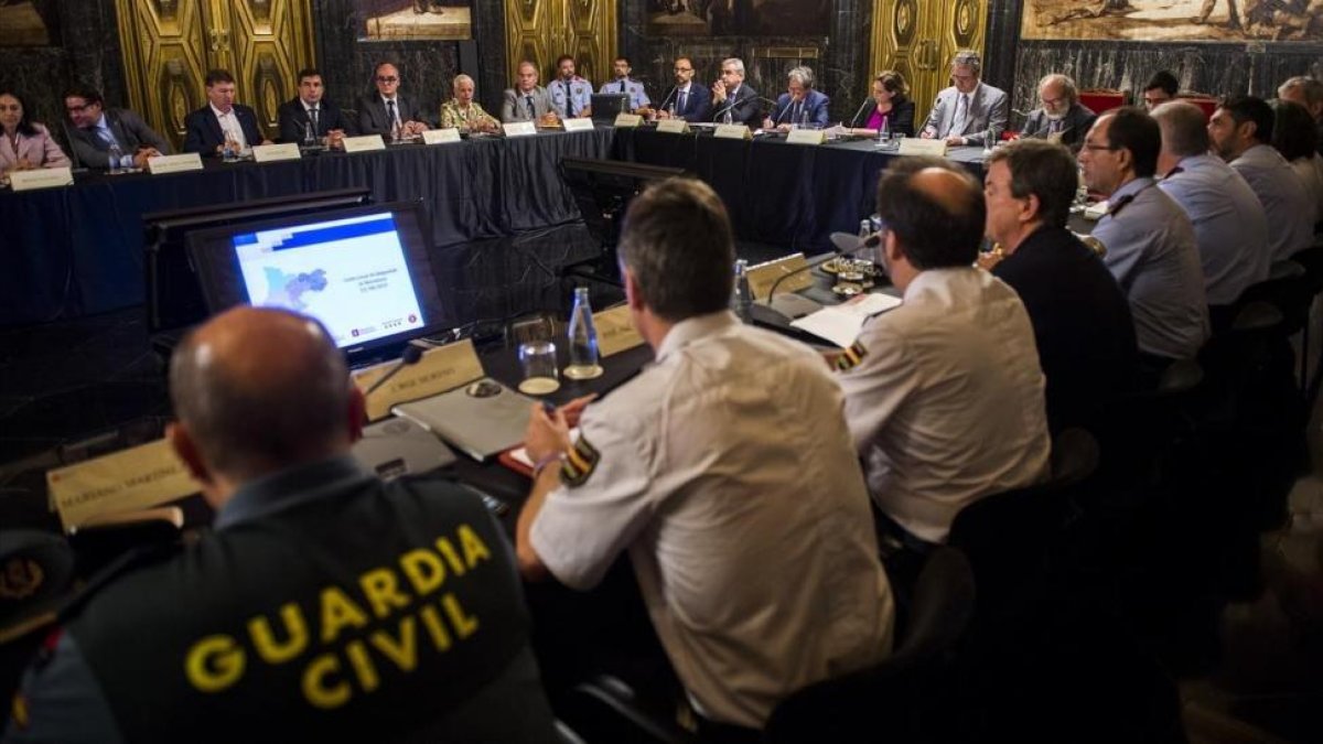 Reunión de la Junta de Seguridad de Barcelona.-JORDI COTRINA