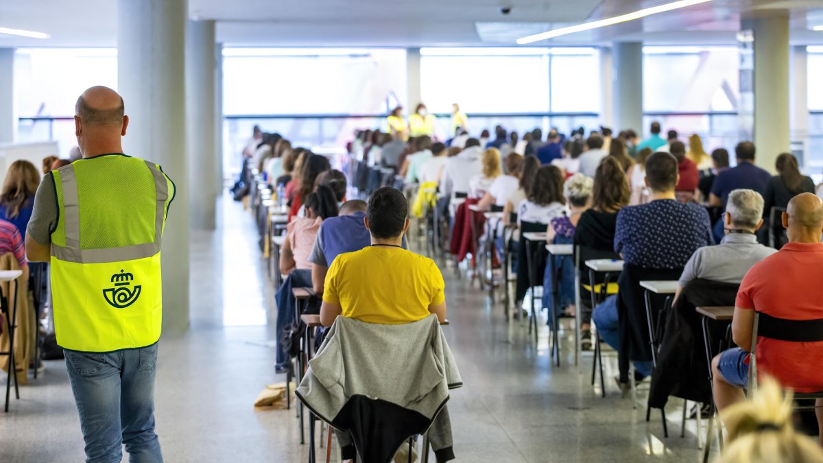 Los participantes ocuparon cuatro de las plantas del Fórum Evolución en la prueba de la mañana del domingo. SANTI OTERO